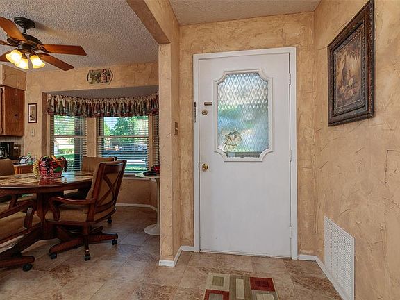 5th image of 6648 N Park Dr