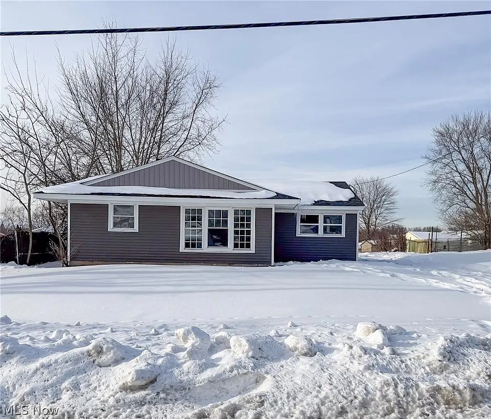 58 Rutledge Dr photo 1