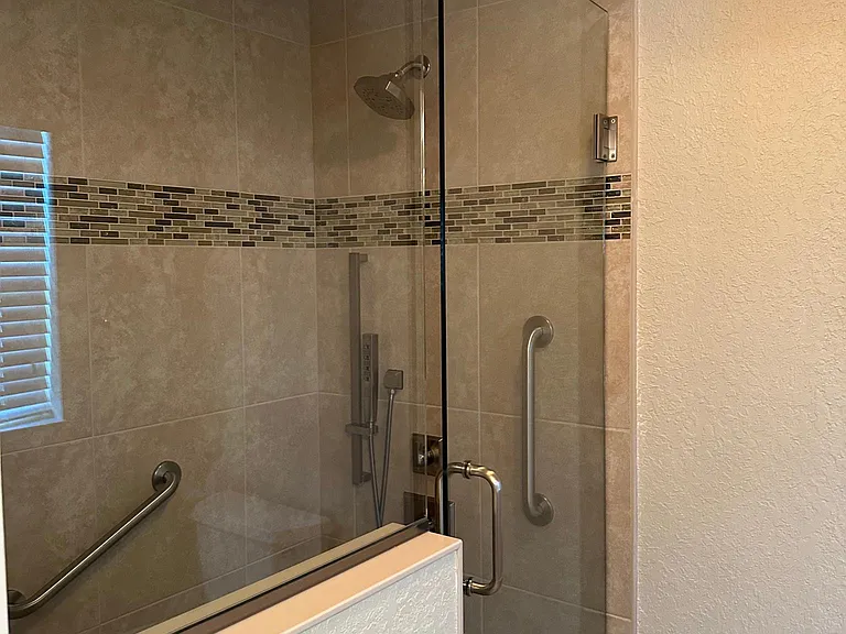 2071 Westchester Way — Photo 28
