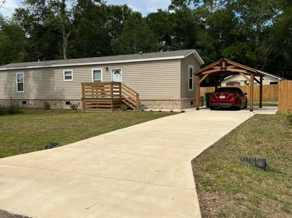 1063 Limu Way, Diamondhead, MS 39525