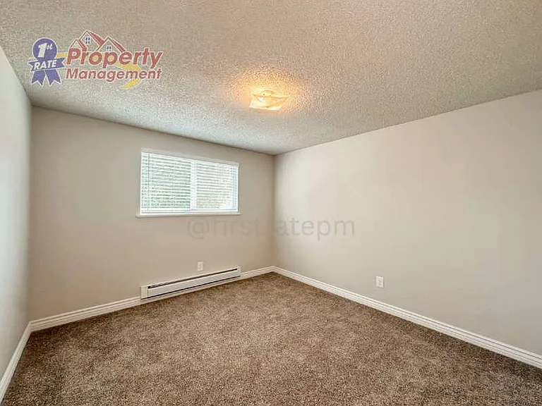 1133 W Howe St #5 — Photo 11