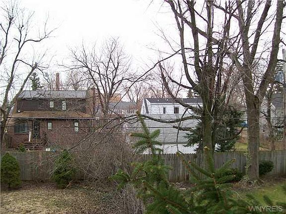 3rd image of 64 Jasper Dr