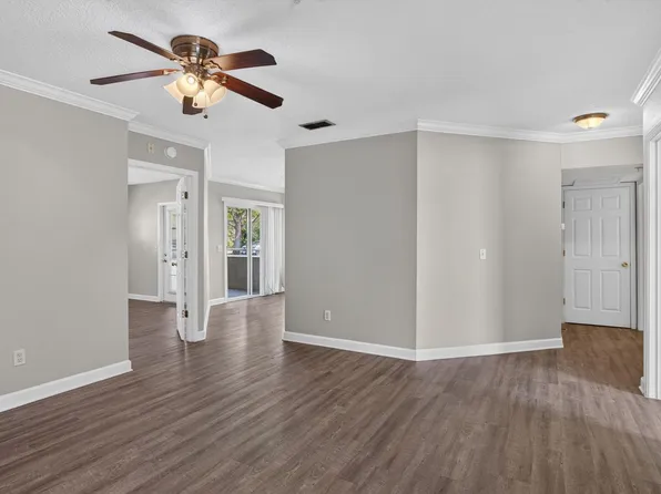1701 The Greens Way APT 1415, Jacksonville Beach, FL 32250
