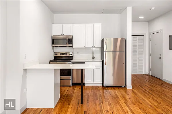 Rented by Highline Residential | media 16