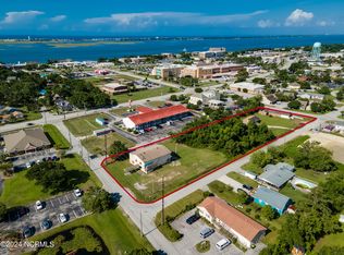 212 N 35th St, Morehead City, NC 28557