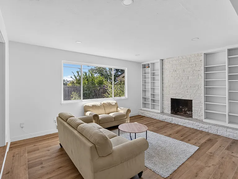 3841 Bannister Rd — Photo 14
