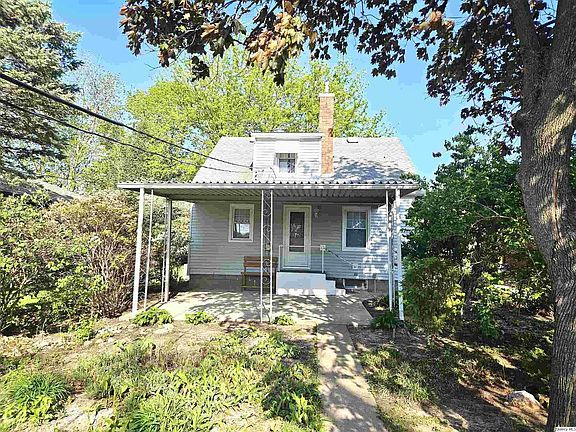 2nd image of 1212 S 22nd St
