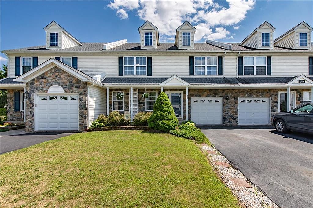 202 Mary Ct, Richlandtown, PA 18955 Zillow