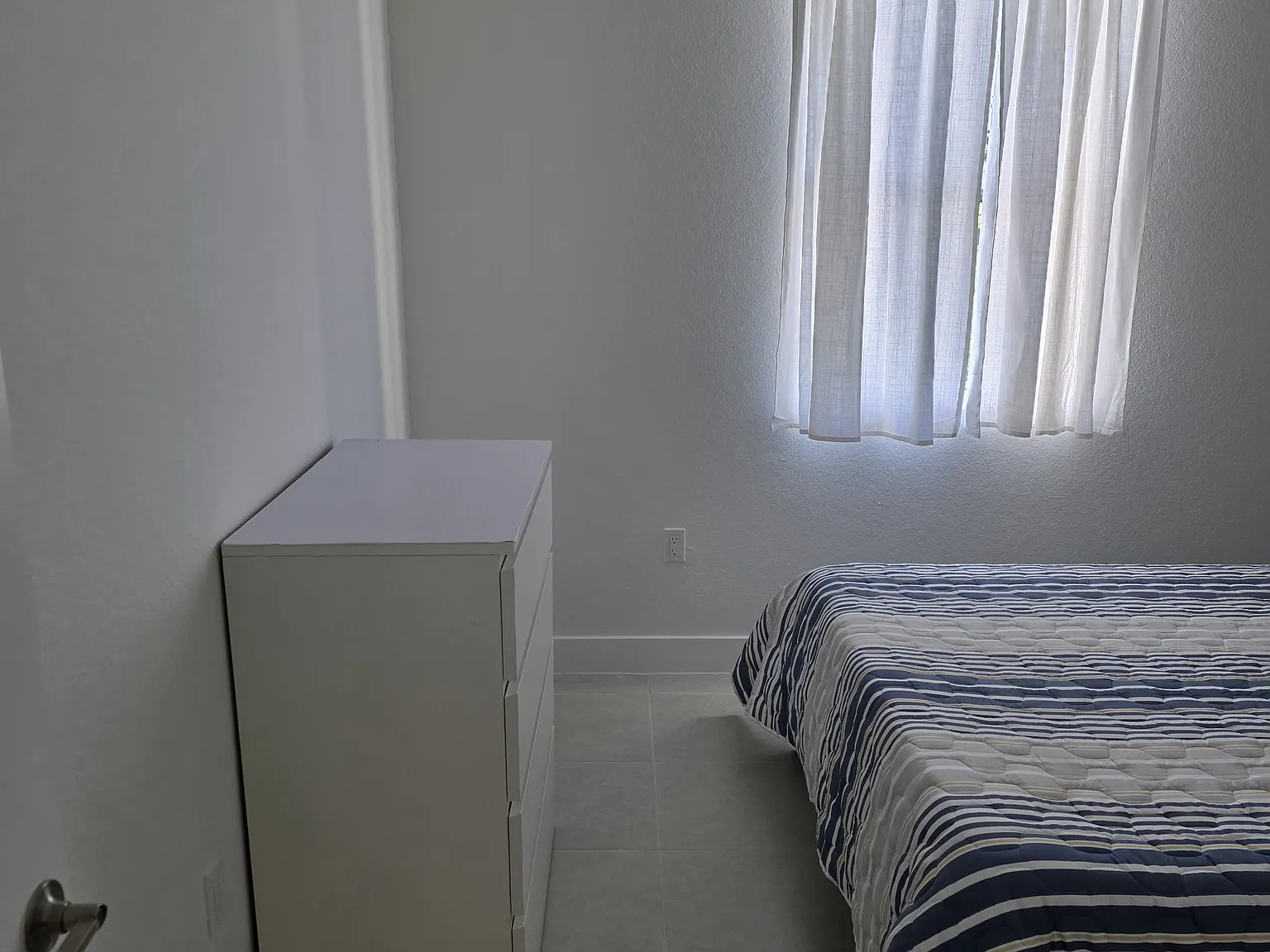 2 bed, 760 sqft, $2,350 — Photo 3