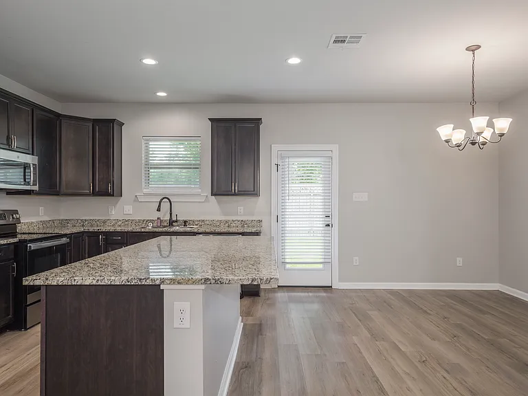 200 Briar Patch Dr — Photo 9
