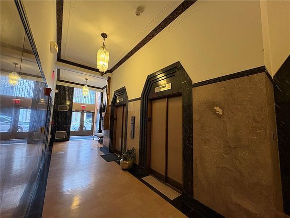 5th image of 912 Baltimore Ave Ste 902