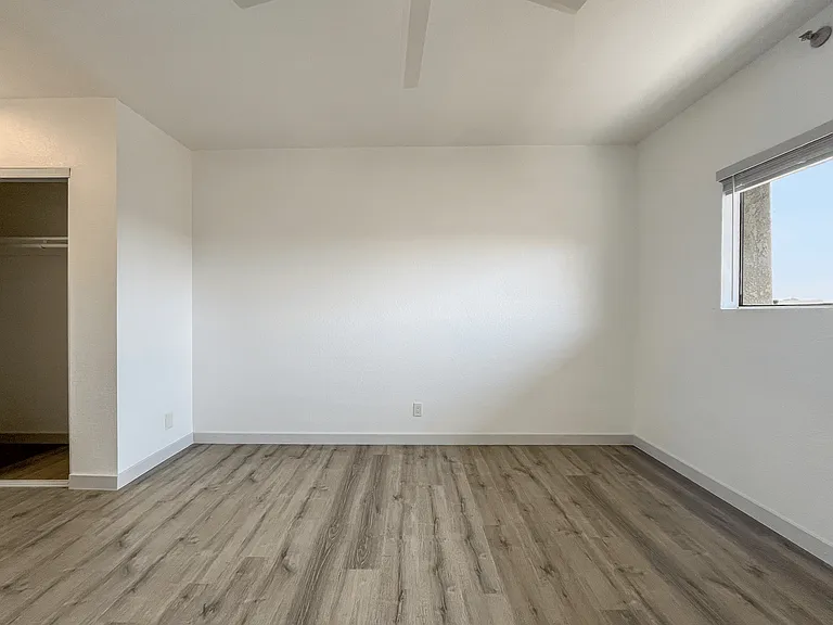 12020 Grevillea Ave — Photo 36