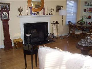 5th image of 99 Bay Dr