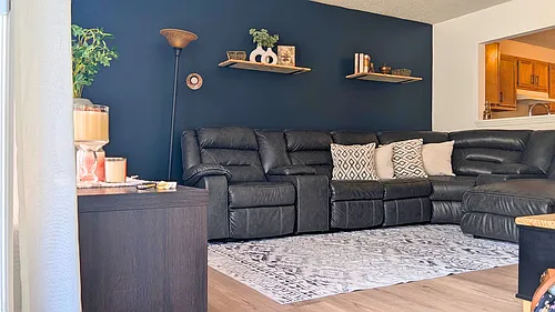 360 Bracken Pl Photo 1