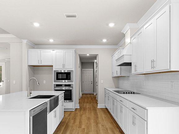 5th image of 5920 Greenfield St