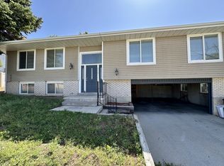 9967 S Electra Ln, Sandy, UT 84094