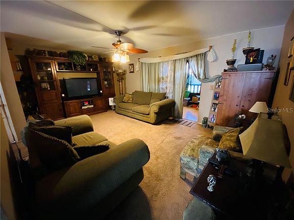 4th image of 302 E Wellington Ct #84