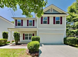 8735 Earthenware Dr, Charlotte, NC 28269