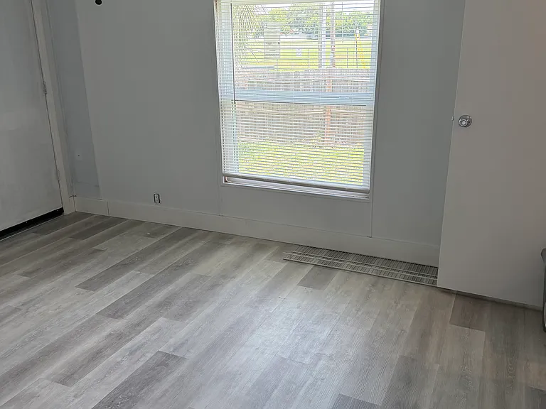 6999 Pompeii Rd — Photo 10