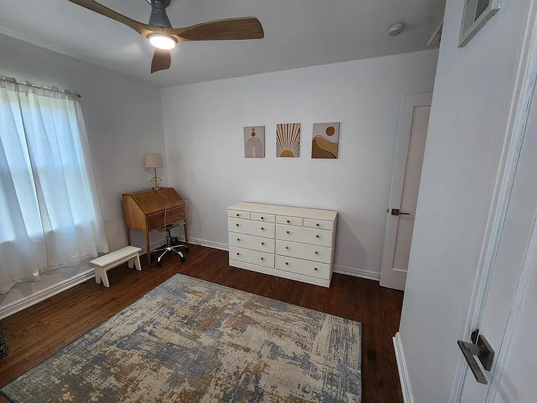 8400 Richard Ave — Photo 12