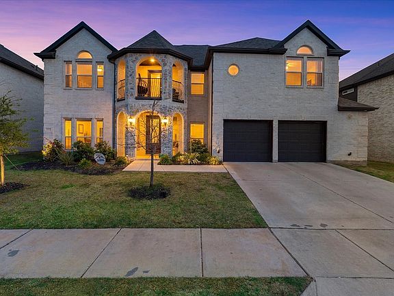 2nd image of 1821 Ordonez Dr