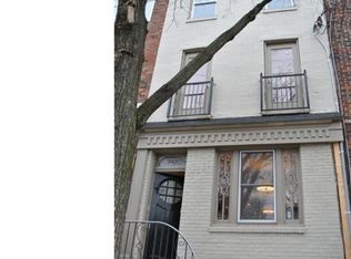 742 Fitzwater St, Philadelphia, PA 19147