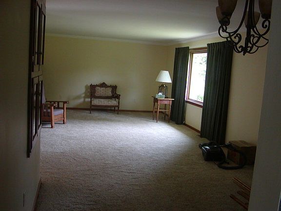 5th image of 114 Glenwood Dr