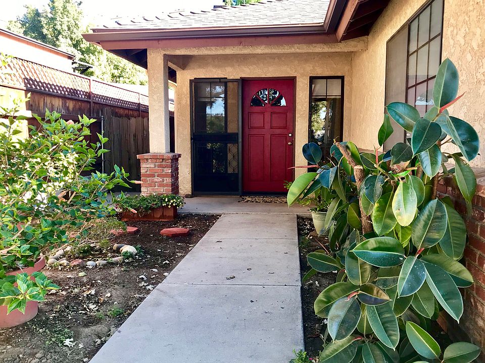 1st image of 764 Paige Ln