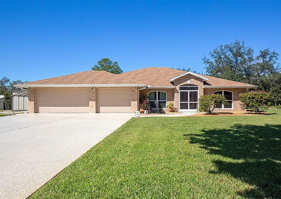 1st image of 200 LAKE DOYLE DRIVE
