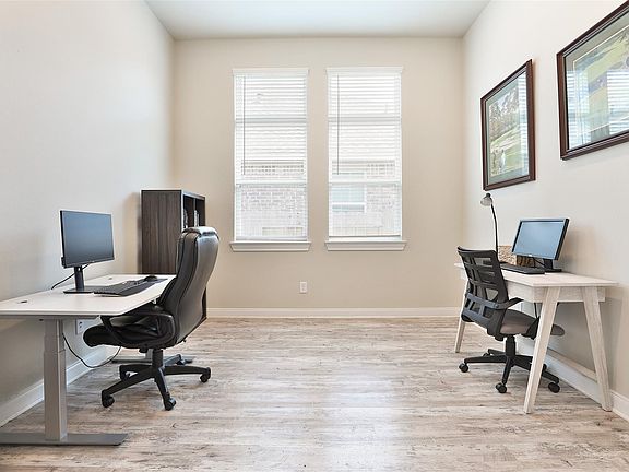 5th image of 8831 Arch Rock Dr