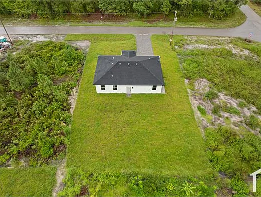 4 bed, 1600 sqft, $2,195 — Photo 2