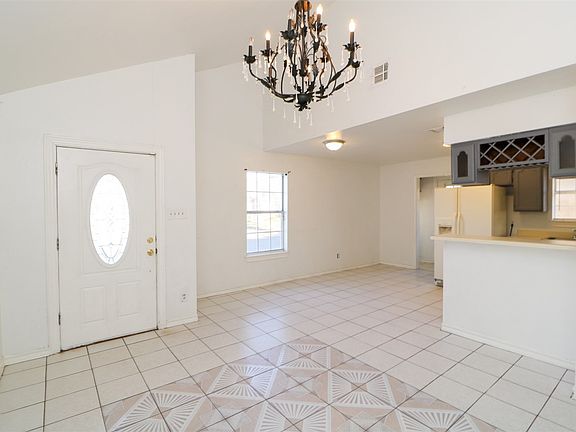 3rd image of 3804 Sunflower Ave