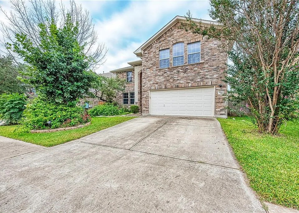 604 Spanish Oak Ter