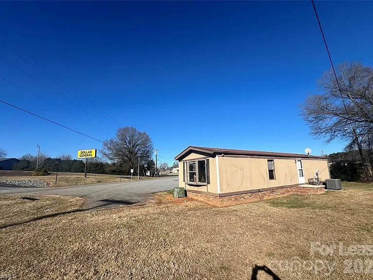 85 Old Mountain Rd — Photo 1