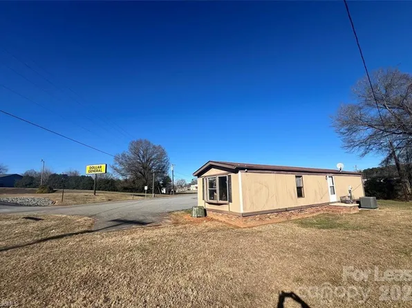 85 Old Mountain Rd, Hiddenite, NC 28636