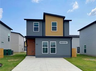 1021 Kentucky Ave, Bentonville, AR 72713