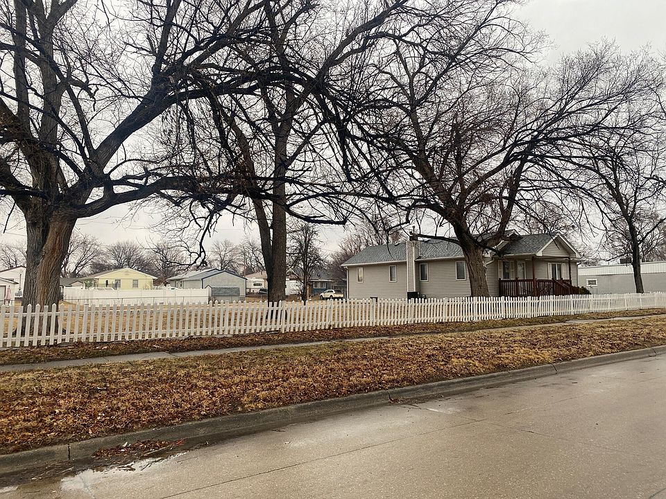 3450 11th Ave, Council Bluffs, IA 51501 Zillow