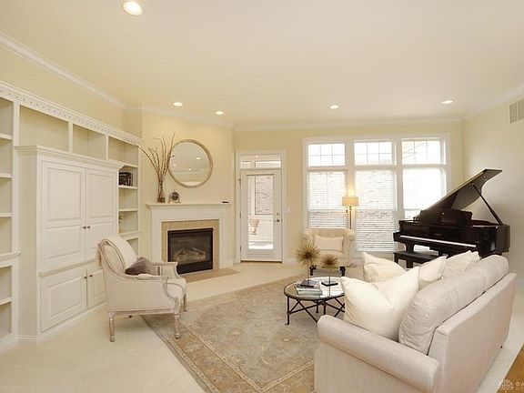 4th image of 7215 Stone Harbour Ln