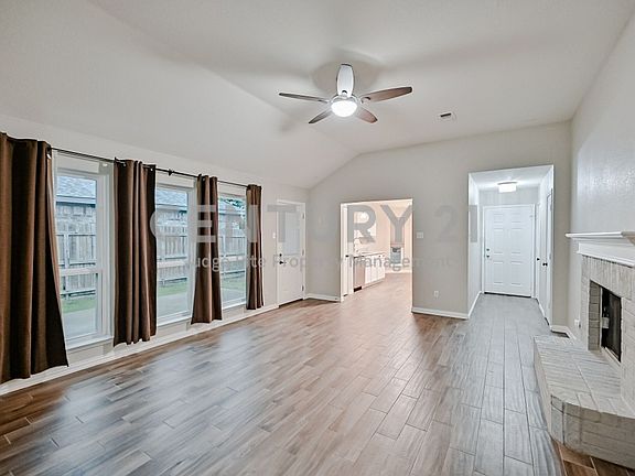 4th image of 3212 Dove Valley Ln