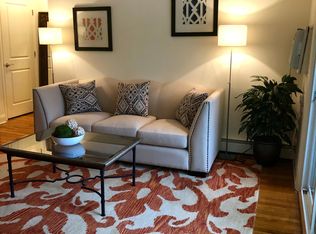 2 Petunia Dr APT 1G, North Brunswick, NJ 08902