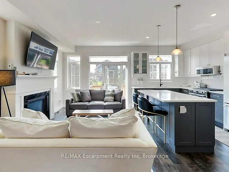 212 Courtland St — Photo 10