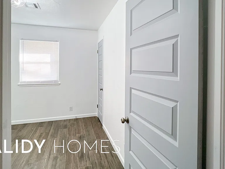 13408 Thompson Rd — Photo 37