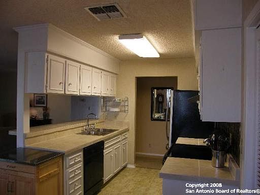 5th image of 14323 PARKHURST DR