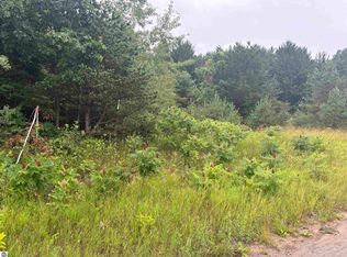 Manhattan E, Traverse City, MI 49685