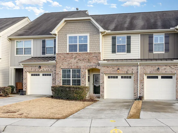 9345 Falkwood Rd, Raleigh, NC 27617