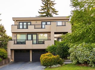 1045 3rd St, Kirkland, WA 98033