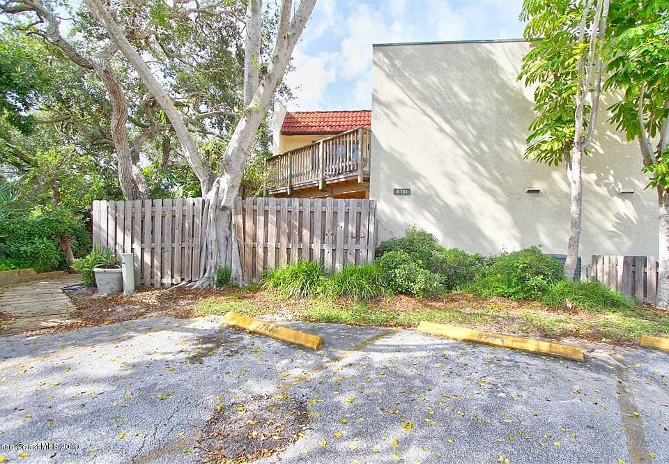 1st image of 8751 Oleander Ct #1
