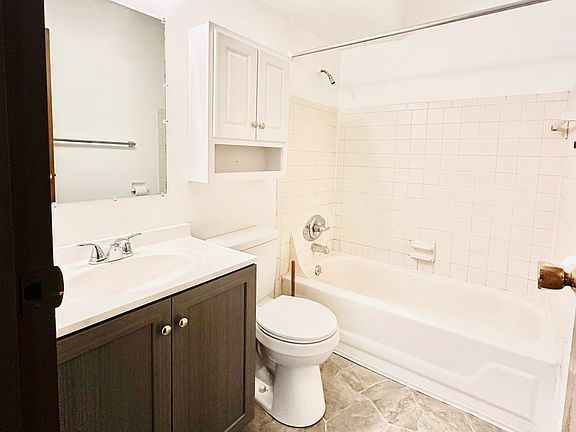 5th image of 722 Buchanan Ave APT 2