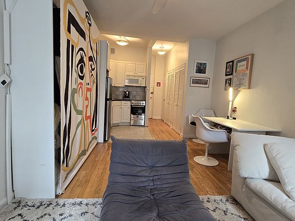 3rd image of 305 E 83rd St APT 4H