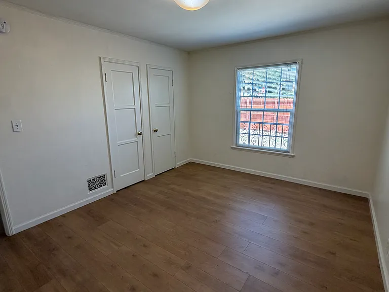 314 N Saint Andrews Pl #3 — Photo 8